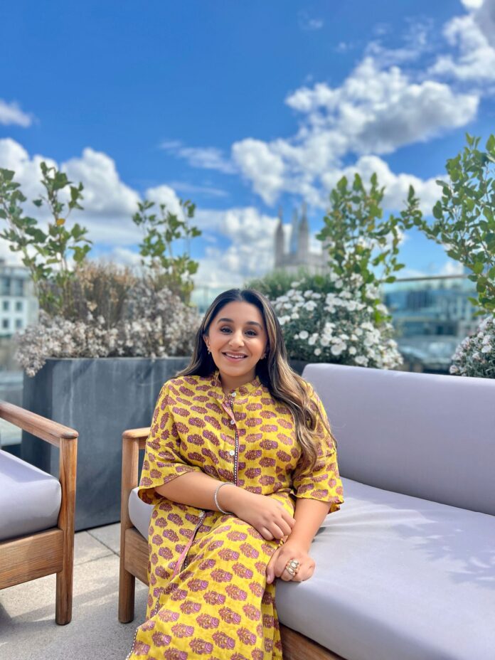 Dr Shani Dhanda